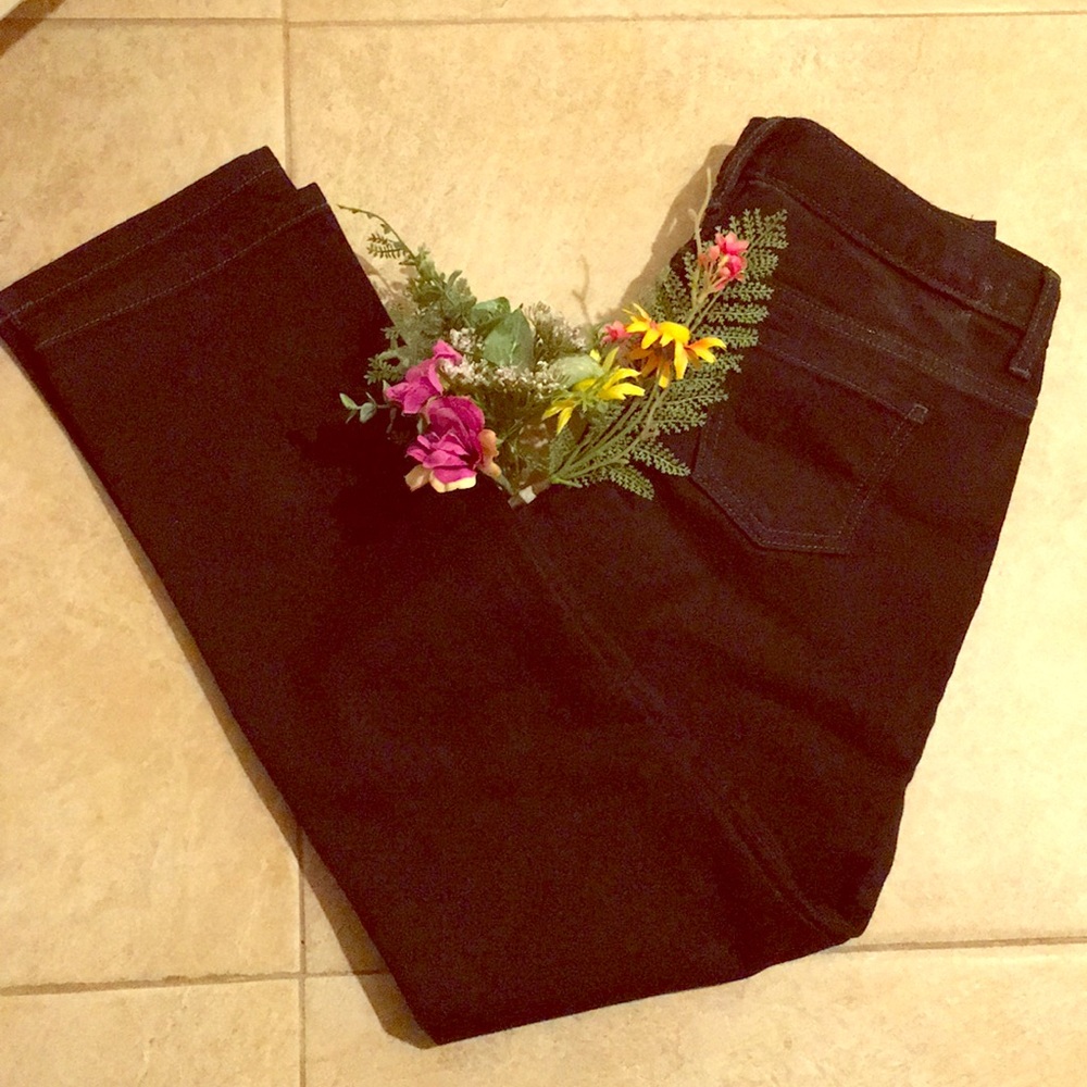 Black old navy pants